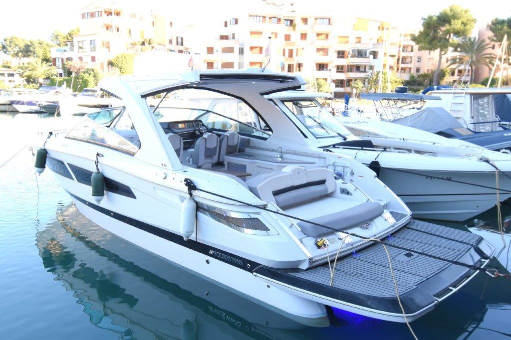 ⚓ 'Get Underway' with one of this week´s fantastic offers! 2008 Fairline Targa 38, 2010 Fairline Squadron 55 &amp; a 2017 Four Winns H350 - Click to view this week´s offers!   sales@marineunltd.com   mailchi.mp/marineunltd/ge…