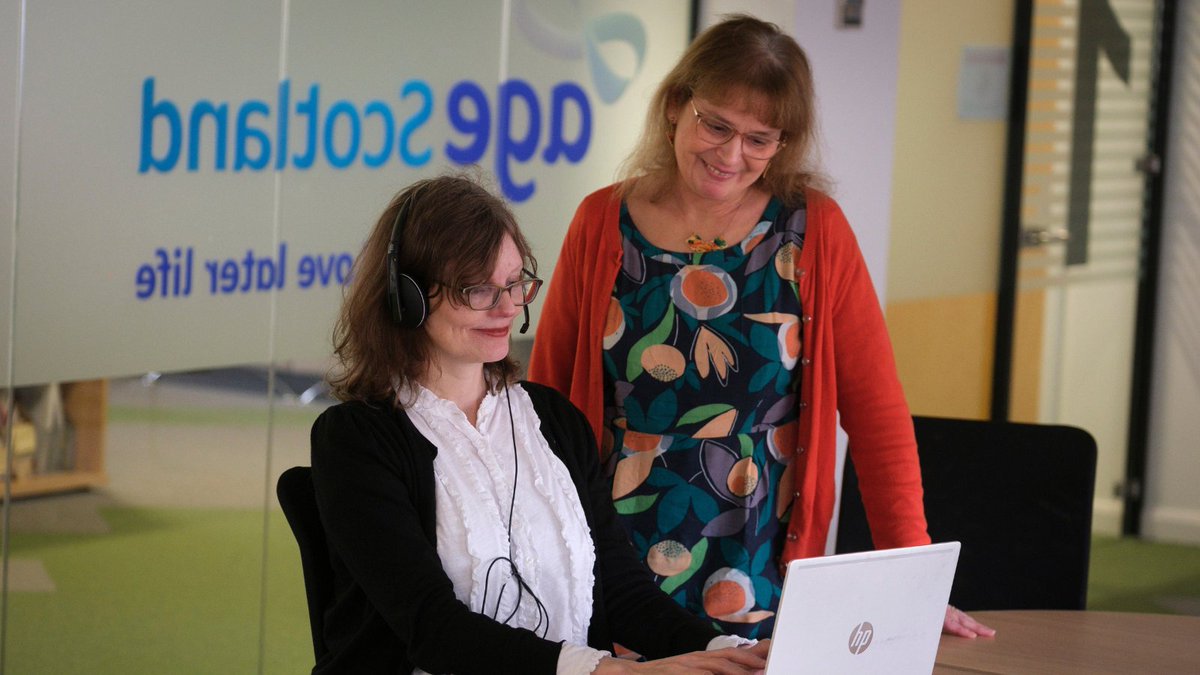 💜 Passionate about supporting people living with dementia?

We're looking for a volunteer Dementia Training Facilitation Assistant to help deliver engaging sessions across Scotland.

Make a difference, join us! 👉 agescotland.org.uk/get-involved/v…