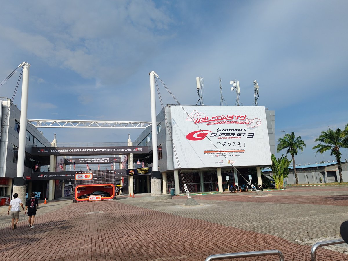 Checking out Super GT in Sepang today 🤩