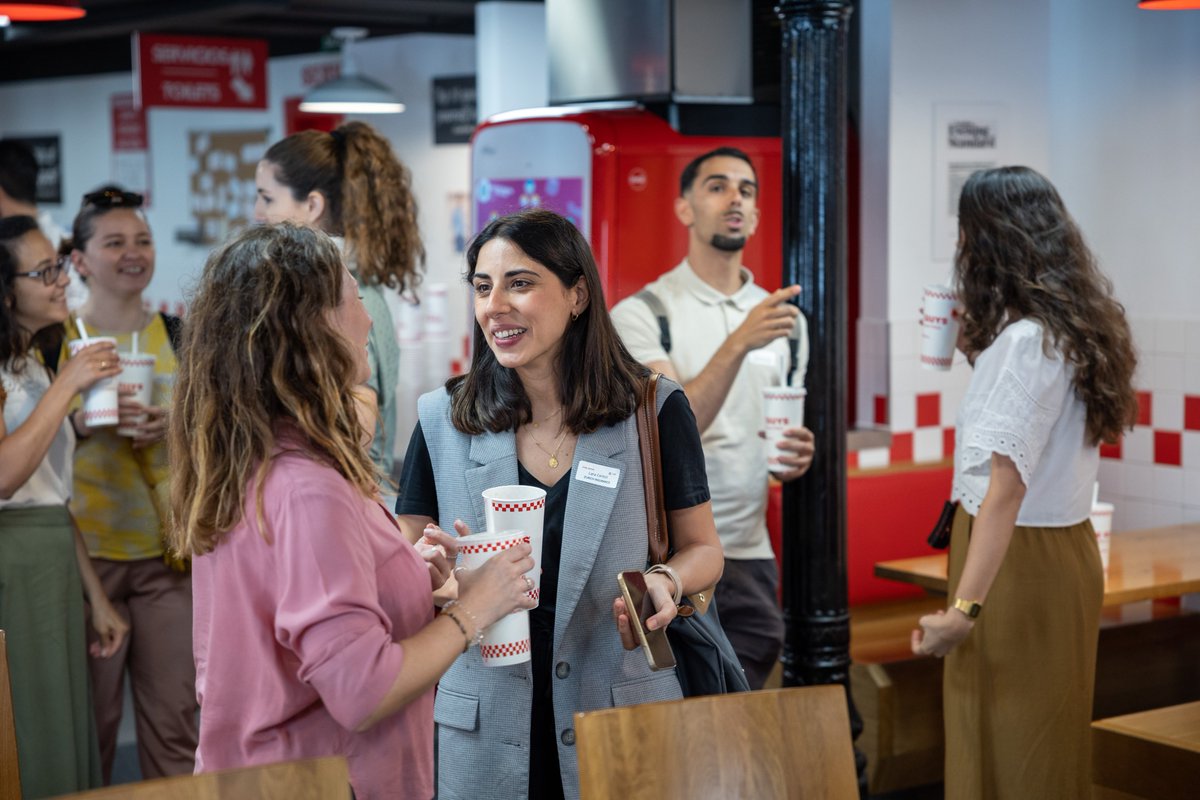 AmChamSpain (@amchamspain) on Twitter photo Ayer, 25 de junio, celebramos la sesión “5 cosas que no sabías de <a href="/FiveGuys_ES/">Five Guys España</a> ”, en el marco de la 6ª edición de nuestro programa Young Leaders Network.
Desde #AmChamSpain, agradecemos a todos los Young Leaders por su participación, y especialmente a Daniel Agromayor.
#YLN2025 Ayer, 25 de junio, celebramos la sesión “5 cosas que no sabías de <a href="/FiveGuys_ES/">Five Guys España</a> ”, en el marco de la 6ª edición de nuestro programa Young Leaders Network.
Desde #AmChamSpain, agradecemos a todos los Young Leaders por su participación, y especialmente a Daniel Agromayor.
#YLN2025