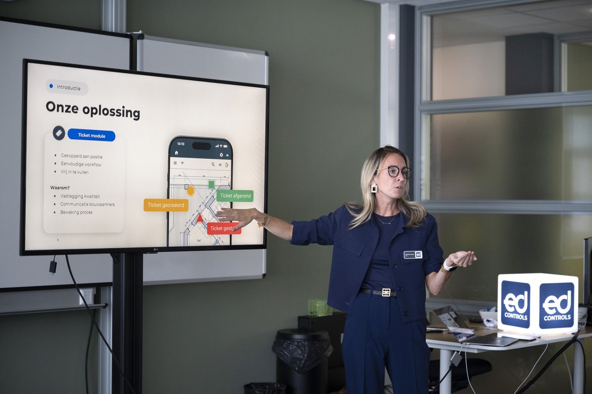 Ed_Controls's tweet image. Onze collega Nathalie gaf onlangs een presentatie over hoe Ed Controls bijdraagt aan overzicht en kwaliteit in commissioningprocessen.

Het was een mooie kans om ervaringen te delen en in gesprek te gaan over hoe digitale tools kunnen helpen om beter overzicht te bewaken.