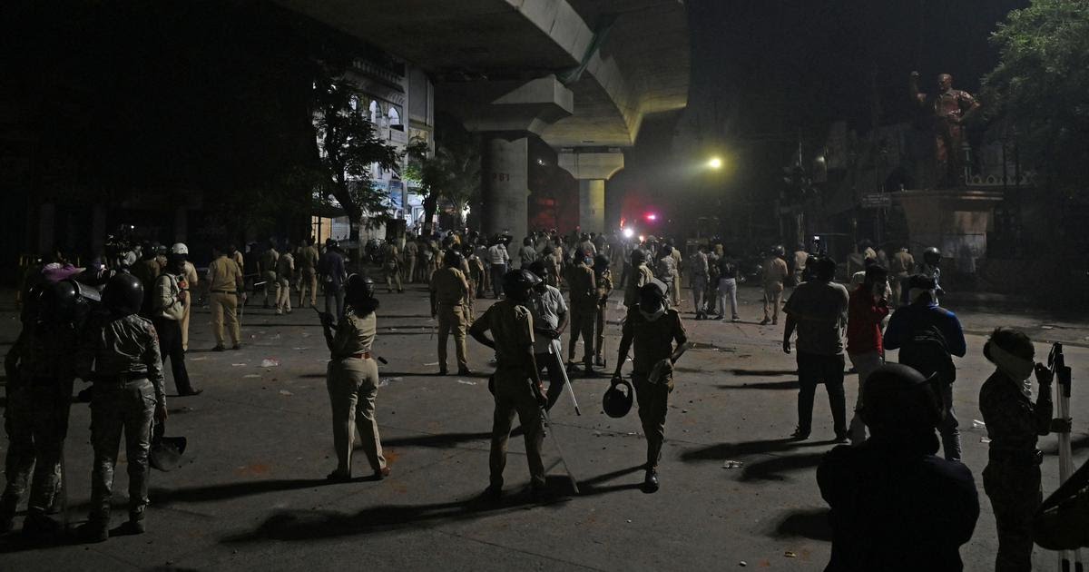 LokmatTimes_ngp's tweet image. #BreakingNews: Nine accused in the March 17 #Nagpur #Riots involving #mob #violence and attacks on police got #bail as chargesheet was filed. The court imposed strict conditions. 
#BombayHC #MobViolence 
#NagpurRiots #NagpurViolence #nagpurnews