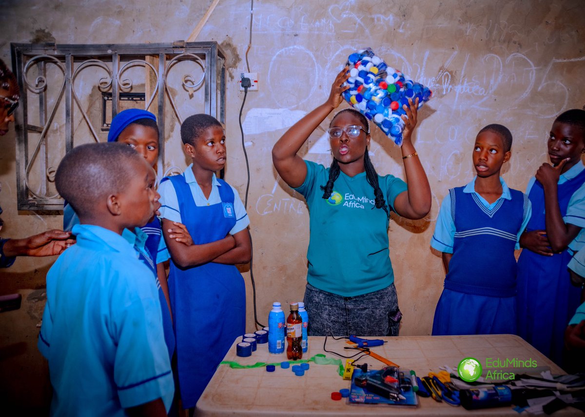 edumindsafrica's tweet image. We officially launched the Root & Reuse Project in Ondo State🌍
Our first stop: St. Michael’s School, where students got hands-on with recycling, waste awareness & climate education.
They turned plastic waste into creative decor, proof that climate action can be fun & impactful