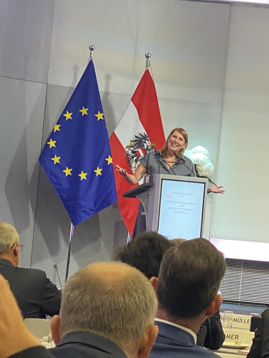 Hans Arsenovic (@hansarsenovic) on Twitter photo „Statt das Gestern zu verbessern - gilt es das Morgen zu gestalten“ <a href="/JungwirthSabine/">Sabine Jungwirth</a> #Fraktionsrede <a href="/GrueWi/">Grüne Wirtschaft</a> <a href="/WKOe/">Wirtschaftskammer Österreich</a> „Statt das Gestern zu verbessern - gilt es das Morgen zu gestalten“ <a href="/JungwirthSabine/">Sabine Jungwirth</a> #Fraktionsrede <a href="/GrueWi/">Grüne Wirtschaft</a> <a href="/WKOe/">Wirtschaftskammer Österreich</a>