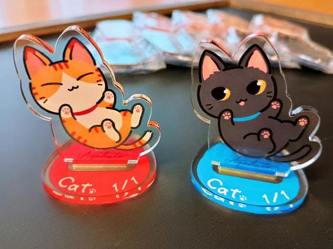 「Artist Meet up in シングルスター杯」の物販にて置いていただく予定のグッズのお知らせです ・猫トークン(3種セット) ・猫トークンfoil仕様(3種セット) ・アクスタ猫トークン(全2種) ・猫プレイマット ・イラスト集(サイン入り) 上記5種を販売予定です! よろしくお願いいたします