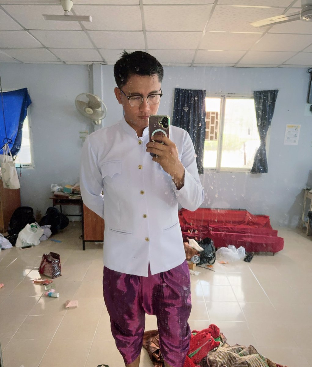 เสร็จงาน หิวชาบูอยู่เด้ครับ 😊✌️🖤#กำแพงเพชร