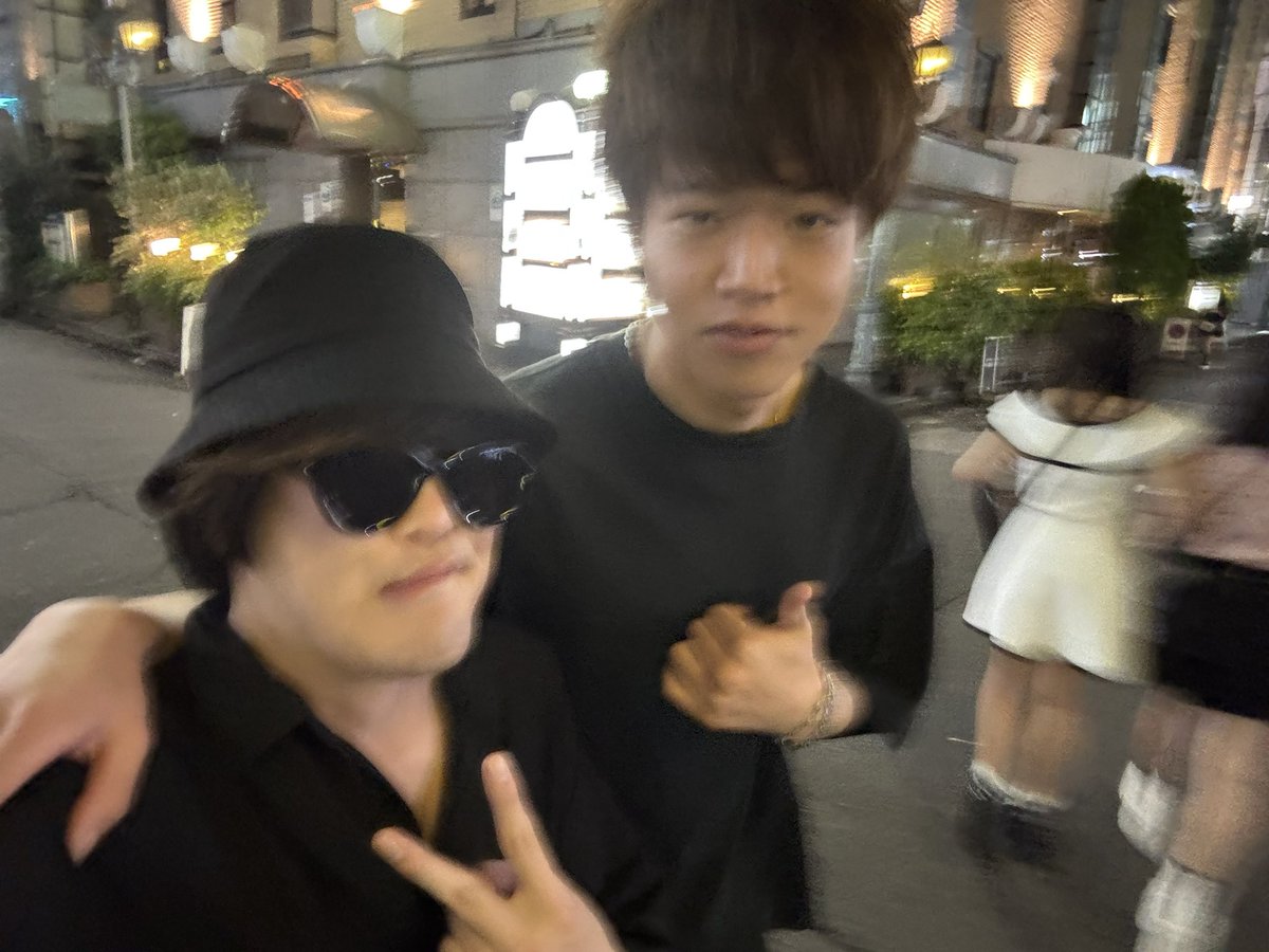 emiyarmy7dbd's tweet photo. 歌舞伎町楽しかった
飲みすぎた https://t.co/aBbPjlJkRi