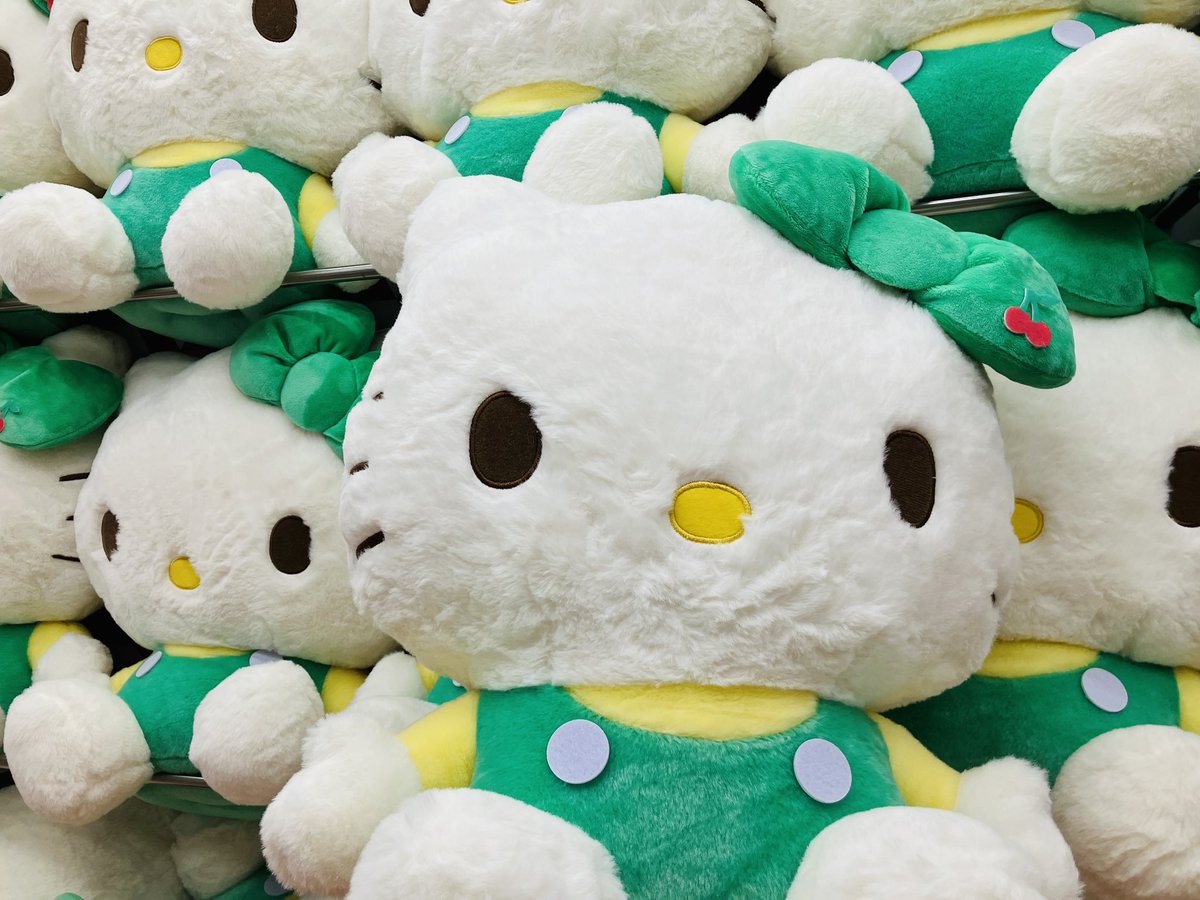 ⭐️新景品⭐️ #ハローキティ クリームソーダドール #キティ さんの