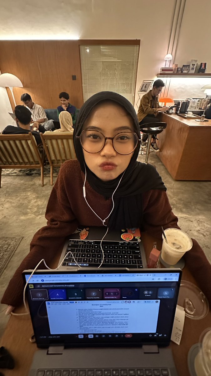 aulzhh's tweet image. THINGS I DO AT MALANG (tw super fun ⭐️)