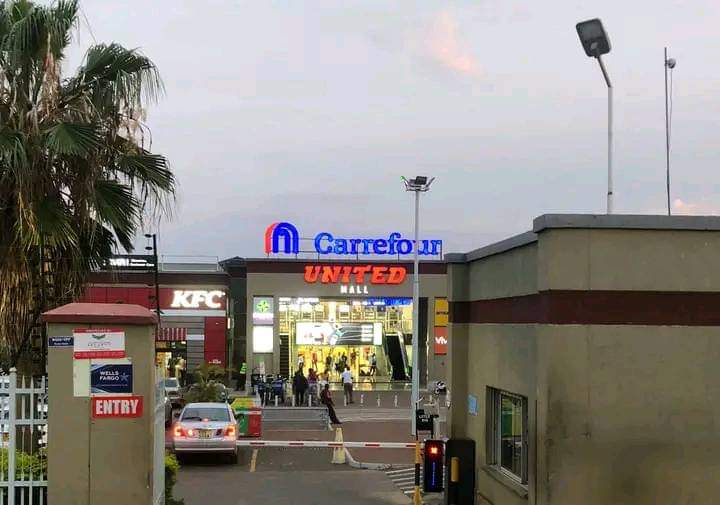 #MainaAndKingangi carrefour supermarket Kisumu always on <a href="/Classic105Kenya/">Classic 105 Kenya</a> <a href="/ItsMainaKageni/">Maina Kageni</a>