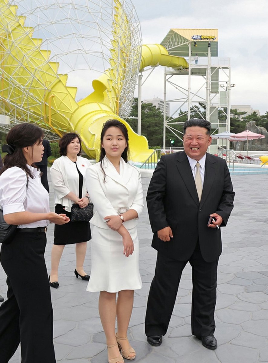 作家崔成浩 tweet media