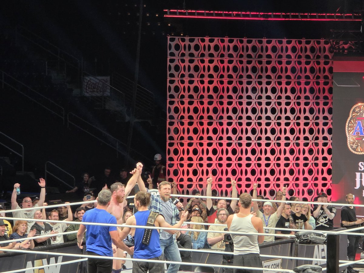 tegyorit's tweet photo. #KyleDanielson #AEW https://t.co/fGHlPxXKnz