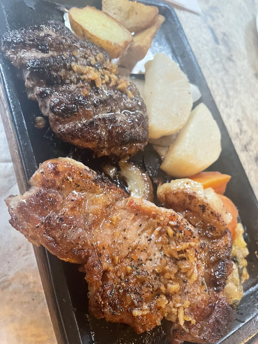 dannagohan2's tweet image. 先日、久しぶりにあらかるとに行きました！！
これで3000円以下とか安すぎる！！

オードブルが毎回美味すぎるんです^_^
サイドにはおでん、ポテト、あんかけが付いているので、和洋中食べれます( *´艸｀)

#旦那の晩ごはん
#料理好きと繋がりたい
#あらかると