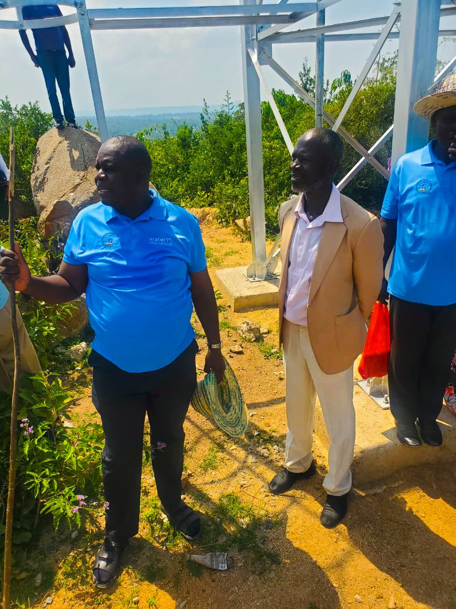 WashKisumu's tweet image. Today we joined the Phase 2: Nyatigo Water Project walk—hiking the water cycle, dancing, and engaging the community.
With @water1sthsboard & @_KWAHO, we’re working to ease the gendered burden of water through last-mile access.
#YouthForWASH #WaterJustice #WASHMashinani