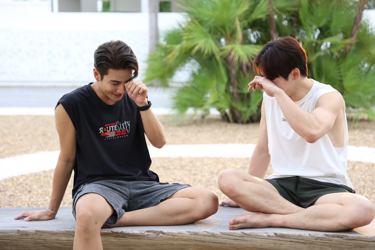 ThitiShark's tweet photo. ไม่คิดว่าจะร้องไห้ มันทัชใจมากๆ ขอบคุณนะครับ 🥹 🥹🥹
#BoysVibeTheProjectEp4
#BoysVibeTheProject
#Thiti_Shark
#BV8 https://t.co/fUa4MDm5ci