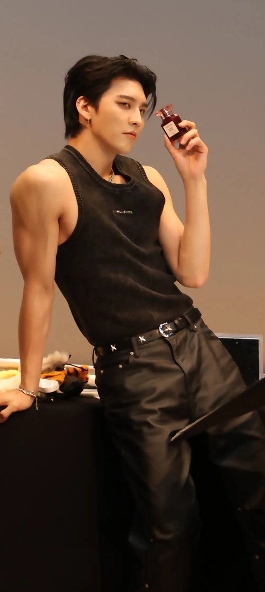 vangelavvs's tweet photo. 우리집 곤룡이랑 너무 닮았는데용!! ㅋㅋㅋ

#VANNER #GON #sajaboys https://t.co/fyCJjINFF0