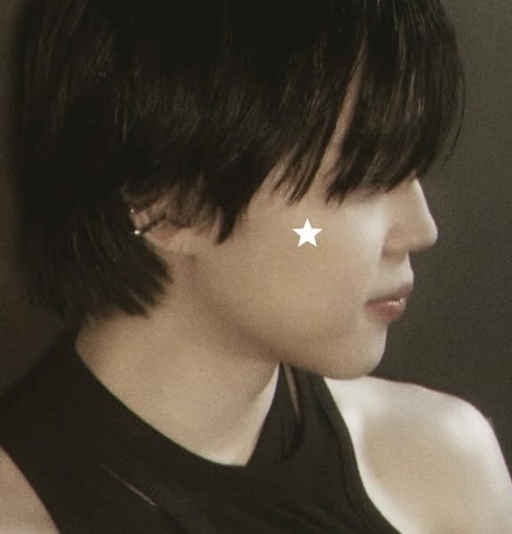 minkkfile's tweet photo. 🐣🐰🖤 https://t.co/TnTXwMH4OD