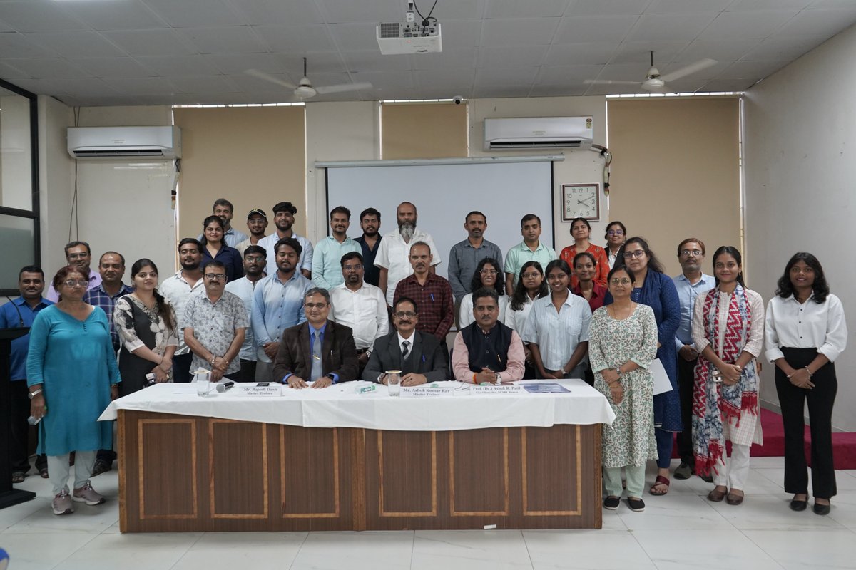 nusrlranchi's tweet image. 40-Hour Hybrid Mode Mediation Training Programme, organised by the Mediation Centre, NUSRL, Ranchi, in association with the Mediation and Conciliation Project Committee (MCPC), Supreme Court of India.

#nusrl #MediationTraining #MCPC