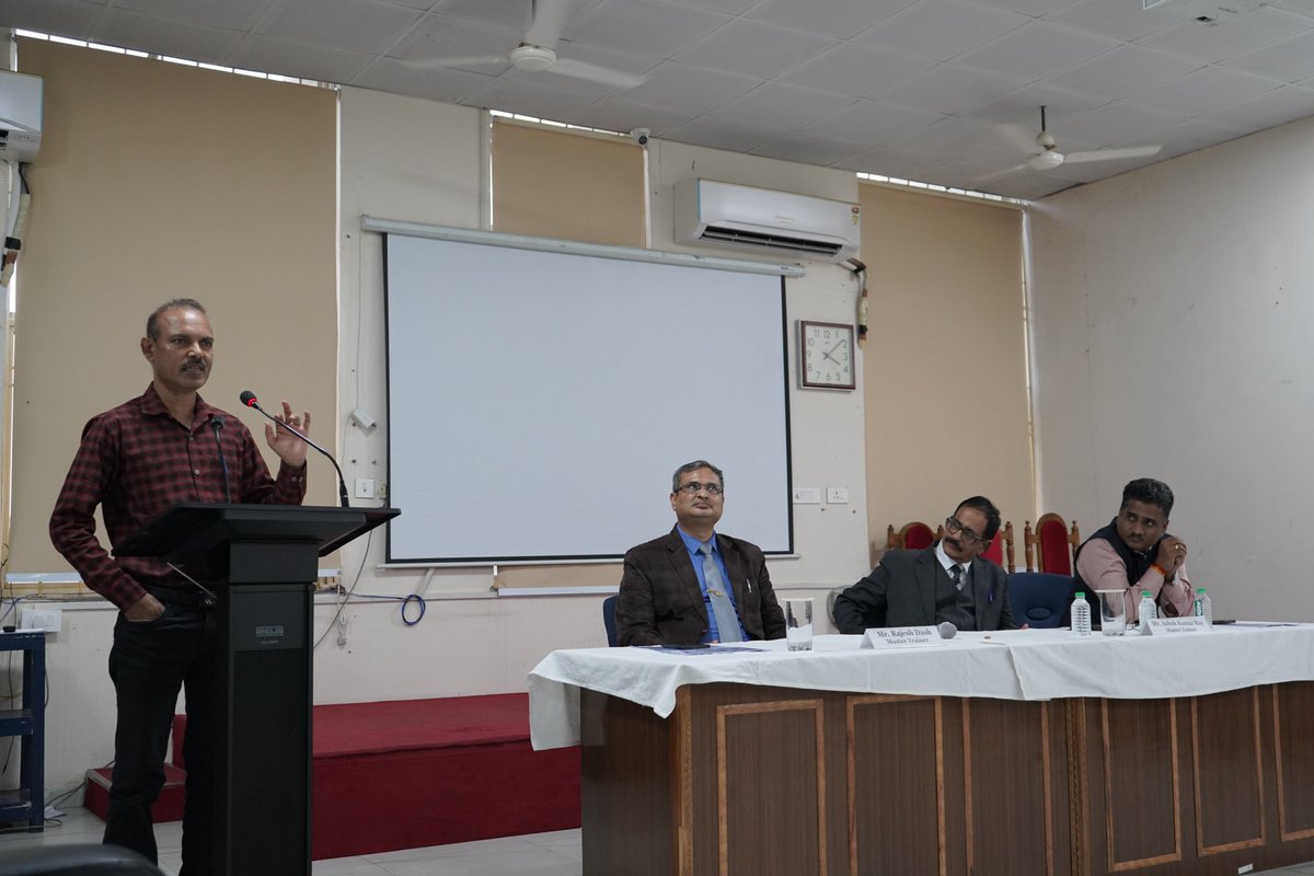 nusrlranchi's tweet image. 40-Hour Hybrid Mode Mediation Training Programme, organised by the Mediation Centre, NUSRL, Ranchi, in association with the Mediation and Conciliation Project Committee (MCPC), Supreme Court of India.

#nusrl #MediationTraining #MCPC
