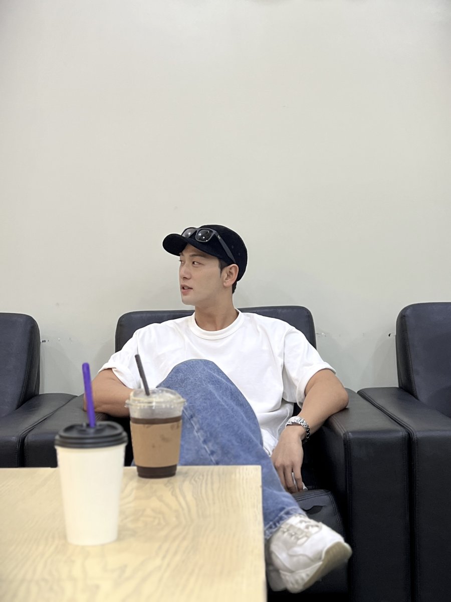 [#B_hind]
2025.06.26
#이은지의가요광장
  
#백호 #강동호 #BAEKHO #KANGDONGHO
