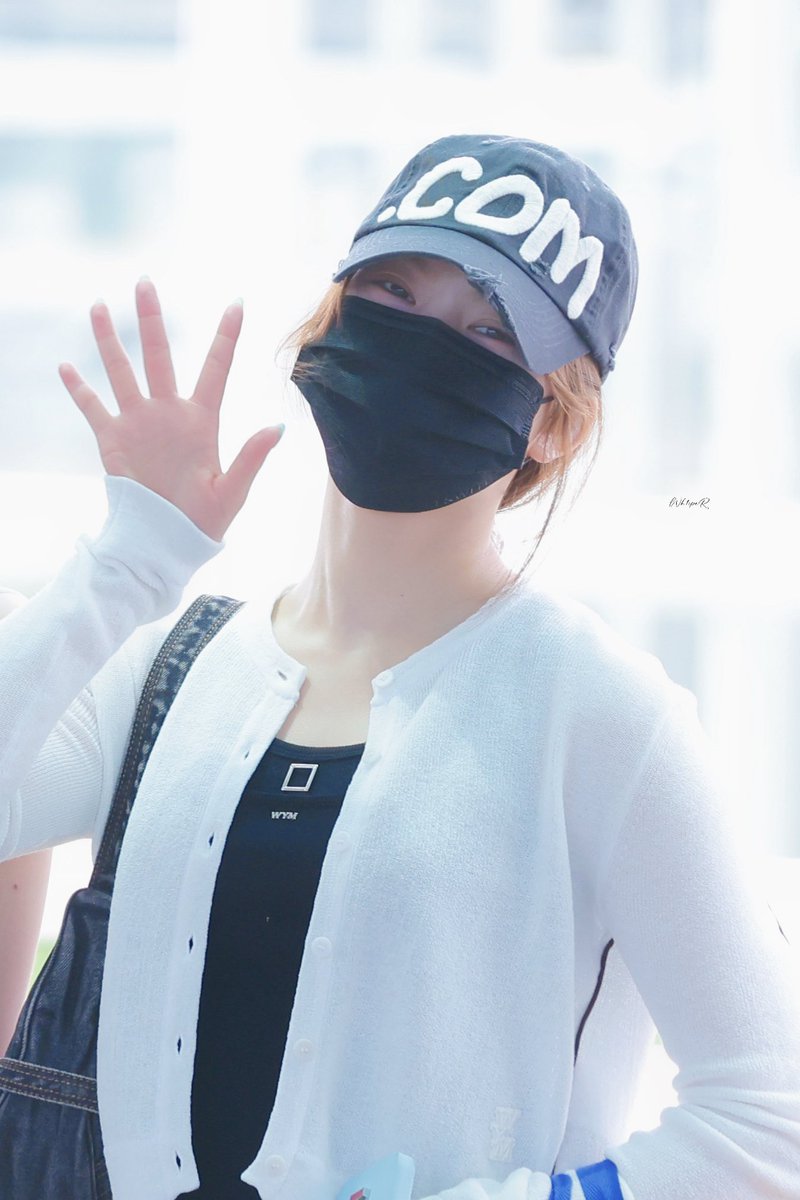 Wh1speR0123's tweet image. 250626 ICN 출국💕
어디에 가든 행운이 함께할 거야🍀
잘 다녀와
콘서트도 화이팅😽
#이사진최고
#아이사 #ISA
#스테이씨 #STAYC