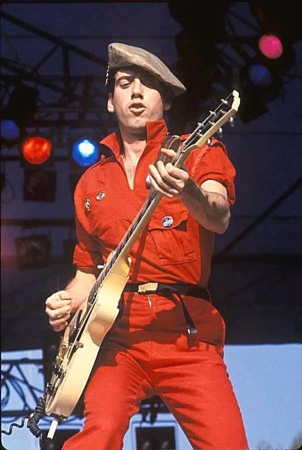 PSStarchild's tweet photo. Happy birthday 🎂 #MickJones 🫶🏻 #TheClash #BigAudioDynamite 🔥 https://t.co/2HQsfc5PfQ