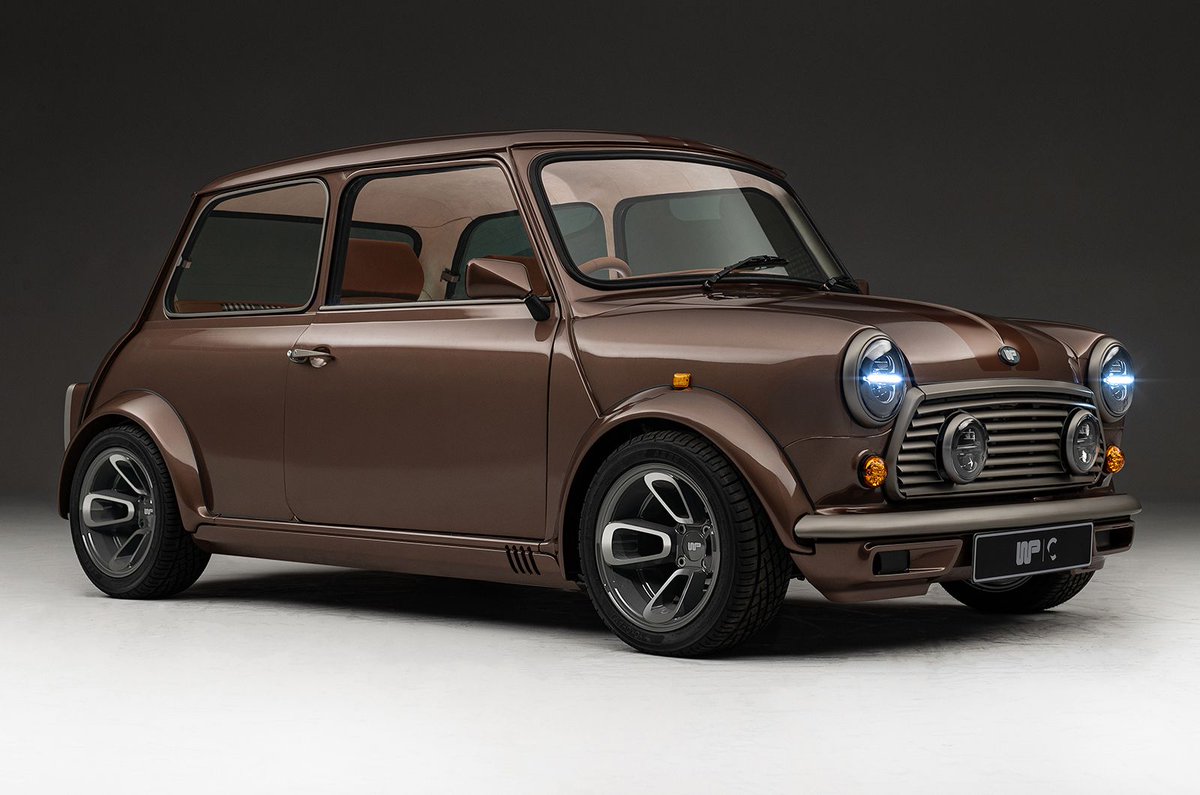 Classic & Sports Car tweet media