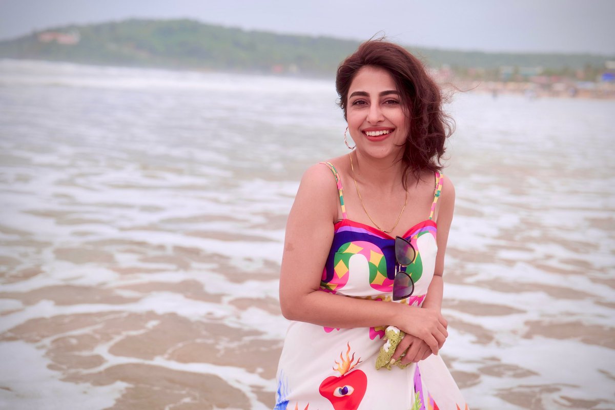 ShaliniKTiwari's tweet image. गहरा समंदर, दिल डूबा इसमें