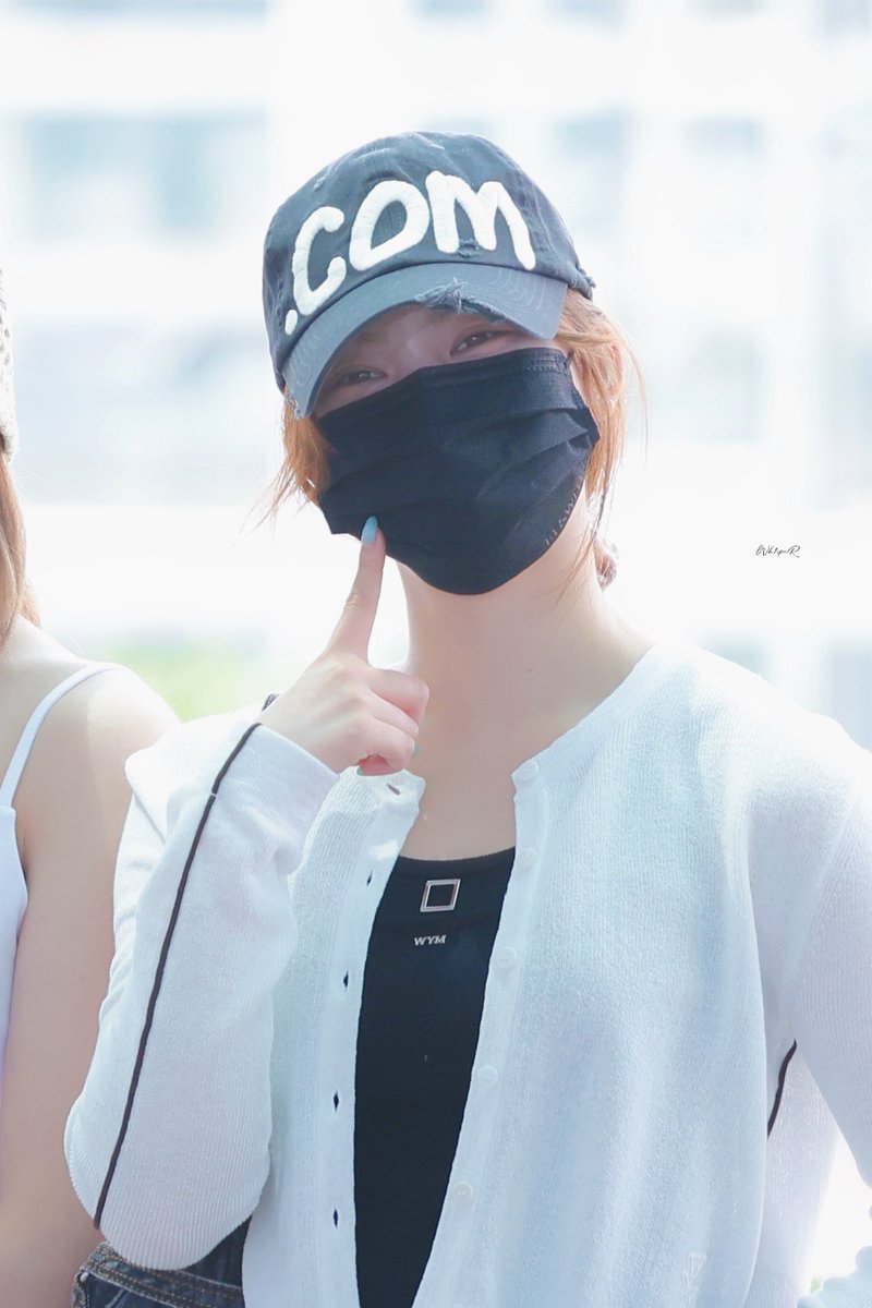 Wh1speR0123's tweet image. 250626 ICN 출국💕

🫳🫳🫳

#이사진최고
#아이사 #ISA 
#스테이씨 #STAYC