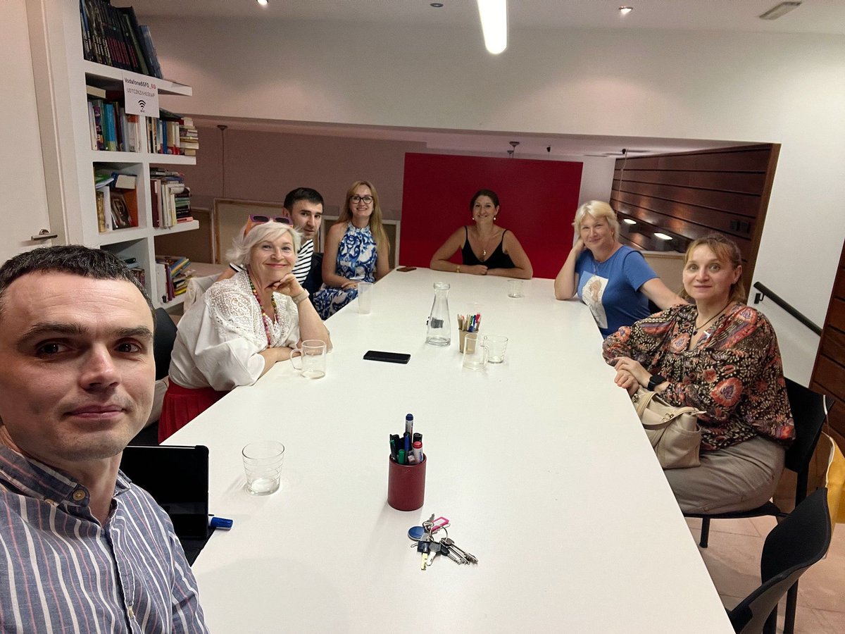 Taller de Integración Social para personas refugiadas y migrantes: ¡No estás solo/a!

¡Conectando culturas y rompiendo barreras!
Hoy en UkraniaSOS-Euskrania, hemos celebrado un taller muy especial sobre integración social, impartido por Dmitri.

Auzolana. Bien Común