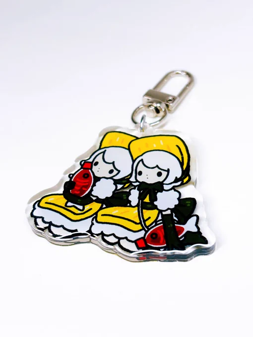(2/2) 人気のバナナちゃんと玉子ちゃんも。 ぷっくりは片面ですが、両面から絵が見えていい感じです