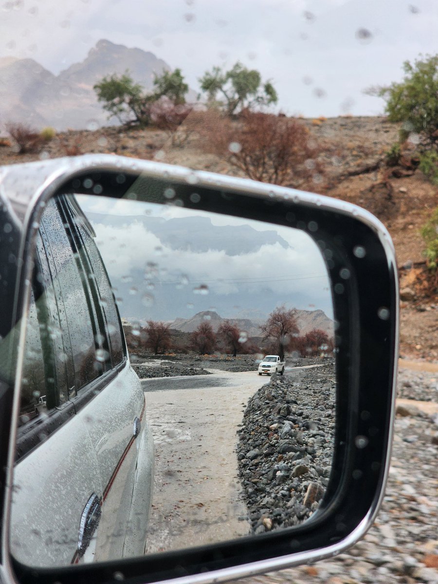 رباه عامً من الخيراتِ يَغْمُرُنا 
ومنْ نائباتِ الدهرِ رباهُ تَكفينا
#صباح_الخير 
#عام_هجري_جديد_1447