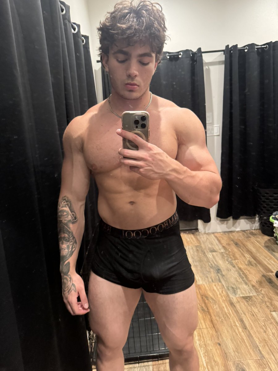 AlphaDallas (@alphadallas69) on Twitter photo 