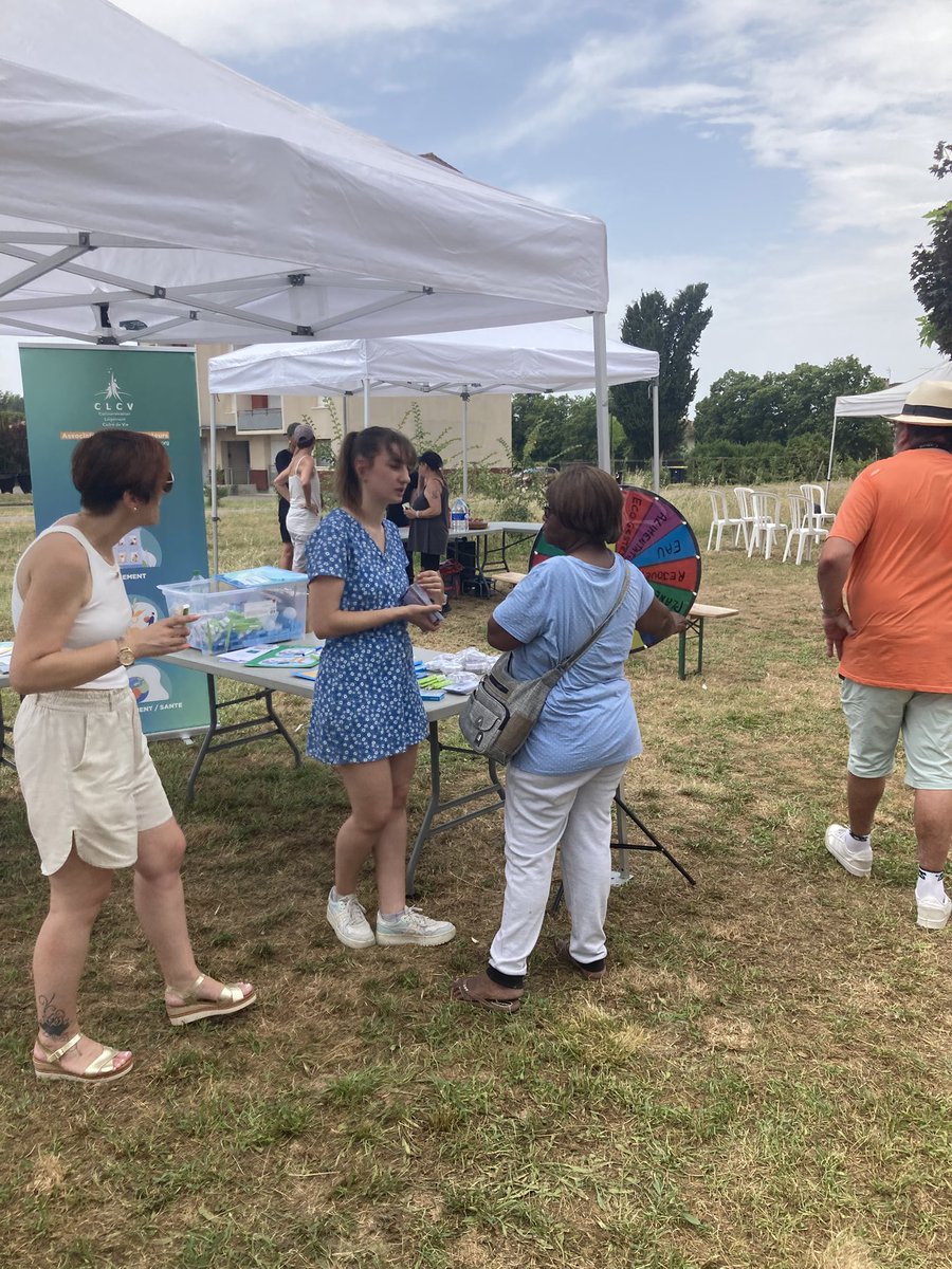 MirabelAurelie's tweet photo. 🌿 Hier à Villemur-sur-Tarn, animation à l’occasion de la fête de la Voie Verte avec l’OPH31, la CLCV 31 et @ENGIEpartFR !
🔥 Malgré la chaleur, beaucoup de monde à notre atelier éco-gestes : infos utiles, échanges concrets et ambiance conviviale 💬♻️
Un grand merci à tous 🙌 https://t.co/U7dwvPpVul