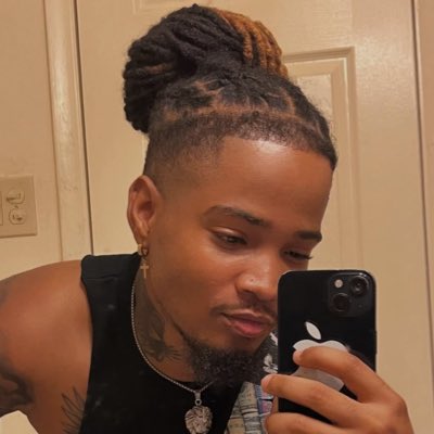 schneder10's tweet photo. #NewProfilePic https://t.co/CjiLnoEPrr