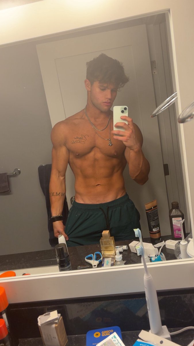 Logan Kahn tweet media