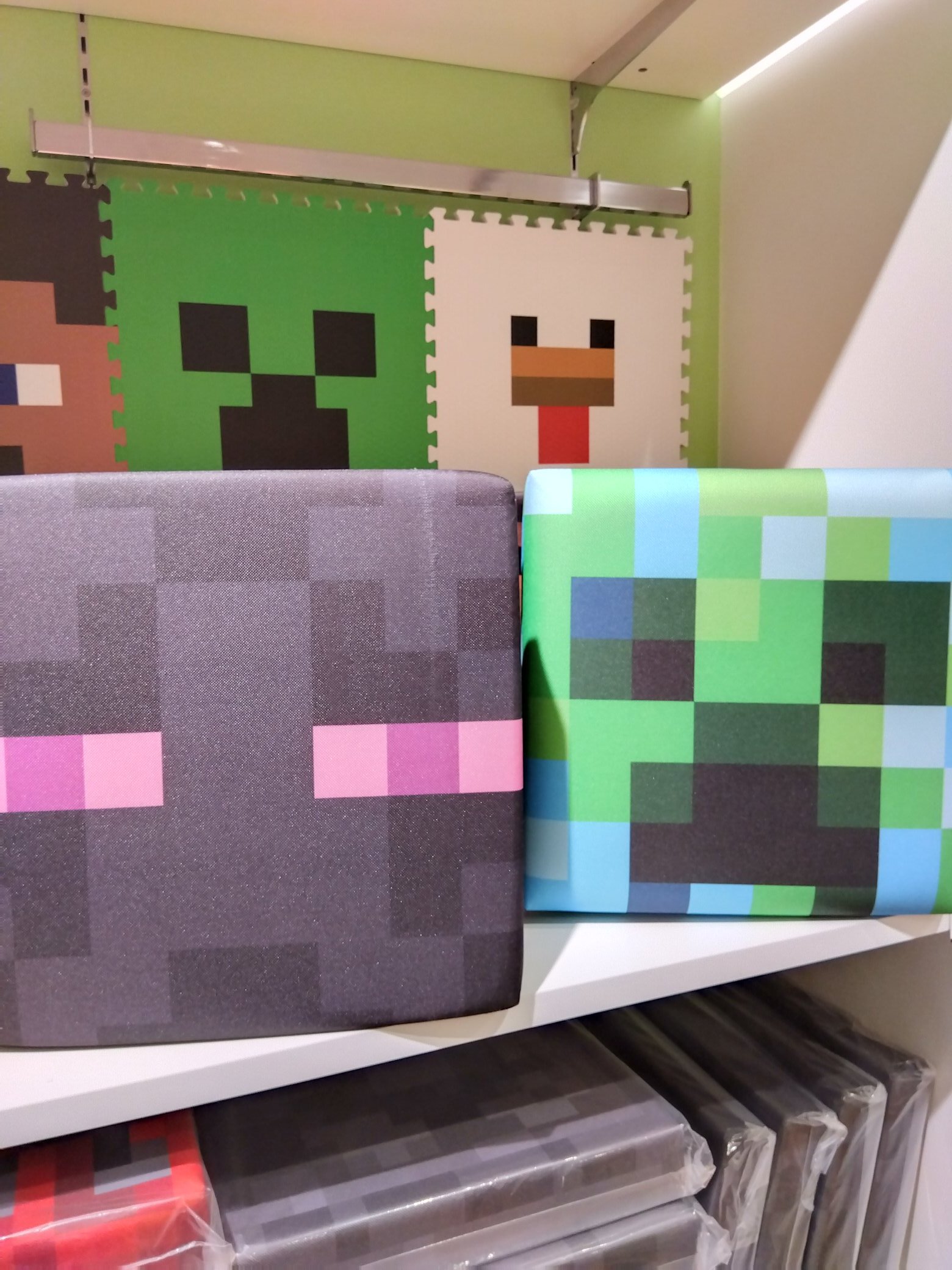 しまむら マインクラフト スツール 収納3つ