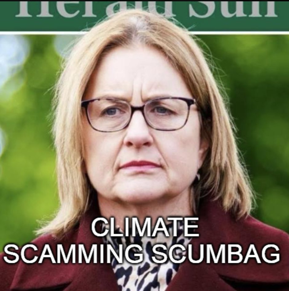 Mike77463289's tweet photo. @JacintaAllanMP Take a long hard look people, this is the lying #ClimateScamming 🤡 that is destroying Victorias energy security with her insane pursuit of net zero, she is the reason you can't afford to heat your homes, she is the reason that your business can't afford its energy costs...... https://t.co/OfYn3nffoo
