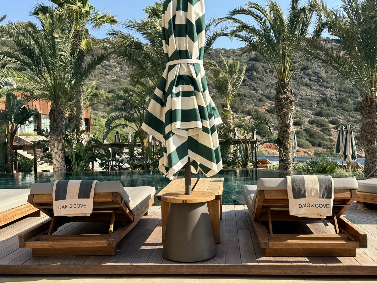 Lazy Summer Days and feeling very spoilt 💗
#nonetball
#timeout
#lovingeverysecond