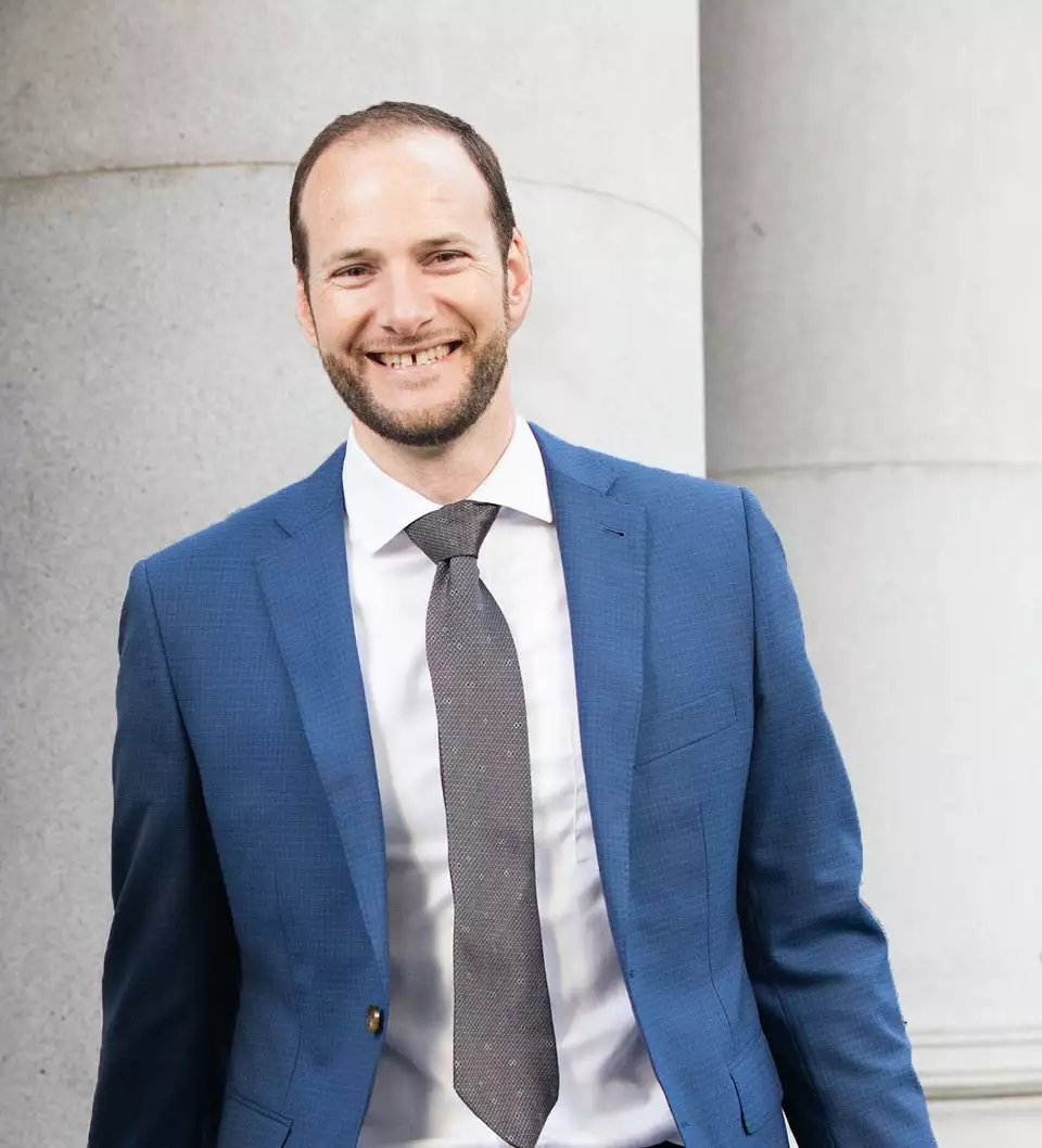 Smiley Ass DSAoid Robotoids from Harvard and Yale with Petite Bourgeois Marxoid Parents

I swear these people are grown in a laboratory.  Take the case of Chesa Boudin, another DSA robot who went to Yale and Oxford (a lawyer) who sprouted up in SF 5 years ago riding in on the