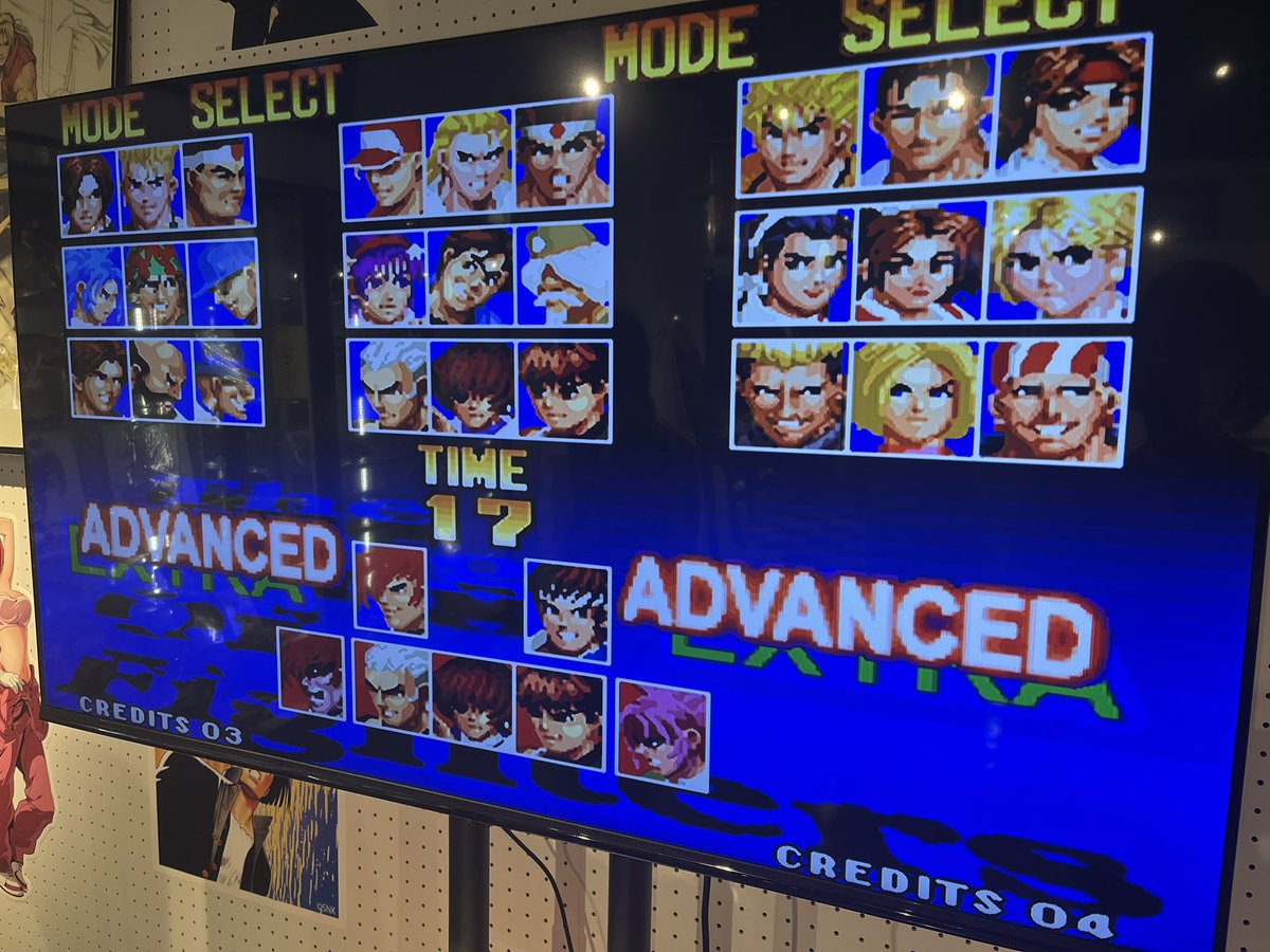 dT6c8G5Abcy8KrZ's tweet image. SNKオフィシャルストア初日に行ってきました
ただゲーでKOF97が置いてあったよ！
今でも隠しキャラは全部出せます😤(最初ちょっと忘れてて使えないキャラとった

#SNK
#KOF97