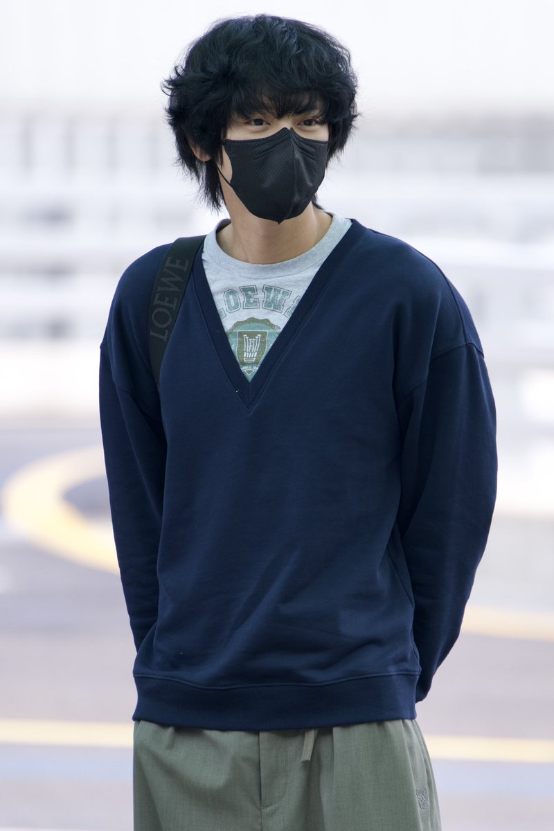 WUSHIBUWUSHI (@wushibuwus23788) on Twitter photo 250626 ICN
#CHANYEOL #찬열
#EXO #엑소 250626 ICN
#CHANYEOL #찬열
#EXO #엑소