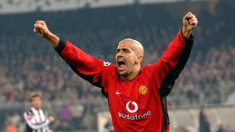 Cantona Collars AKA Larry tweet media