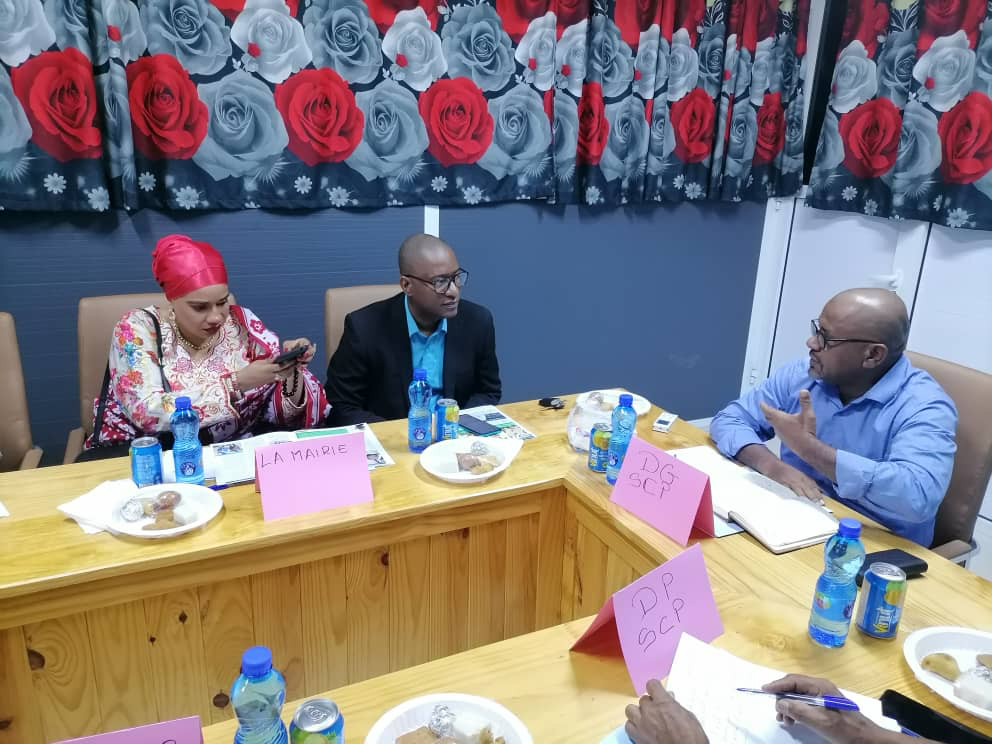 Port de Mutsamudu :
Claude Ben Ali mobilise les partenaires en vue de la certification
lagazettedescomores.com/soci%C3%A9t%C3…