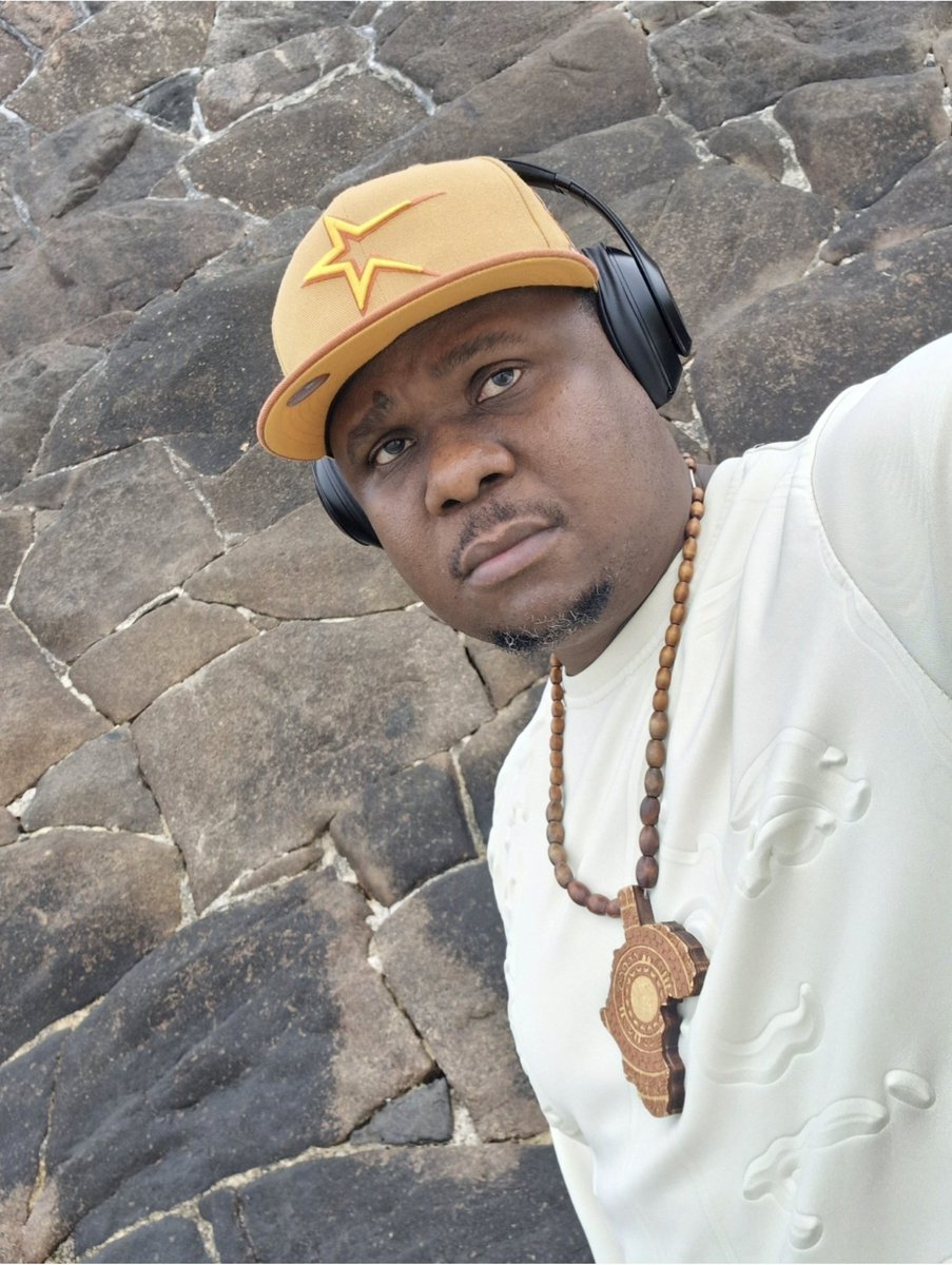 If they don’t believe in you, believe louder. Doubt is fuel when your purpose is clear. Clarity is key to #BeMighty 

#RunEmUp #DedicatedToSelf #AssassinsCreed #UncleRhymez #Hiphop #RhymeAssassin #Sticman #waynegidden
#FuelTheFire #deadprez #BeMighty