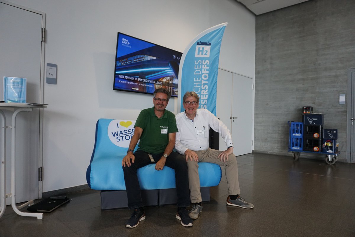 #WDW-Rückblick 25. Juni - Teil 2
What a day! 
"Schaufensterworkshop: H2 in der Anwendung" im BMW Werk Leipzig. Das war Eintauchen in die faszinierende Welt des H2 - theoretisch, anfassbar und erlebbar. 
linkedin.com/feed/update/ur…
#WDW2025
#WasserstoffErleben 
#Energiewende