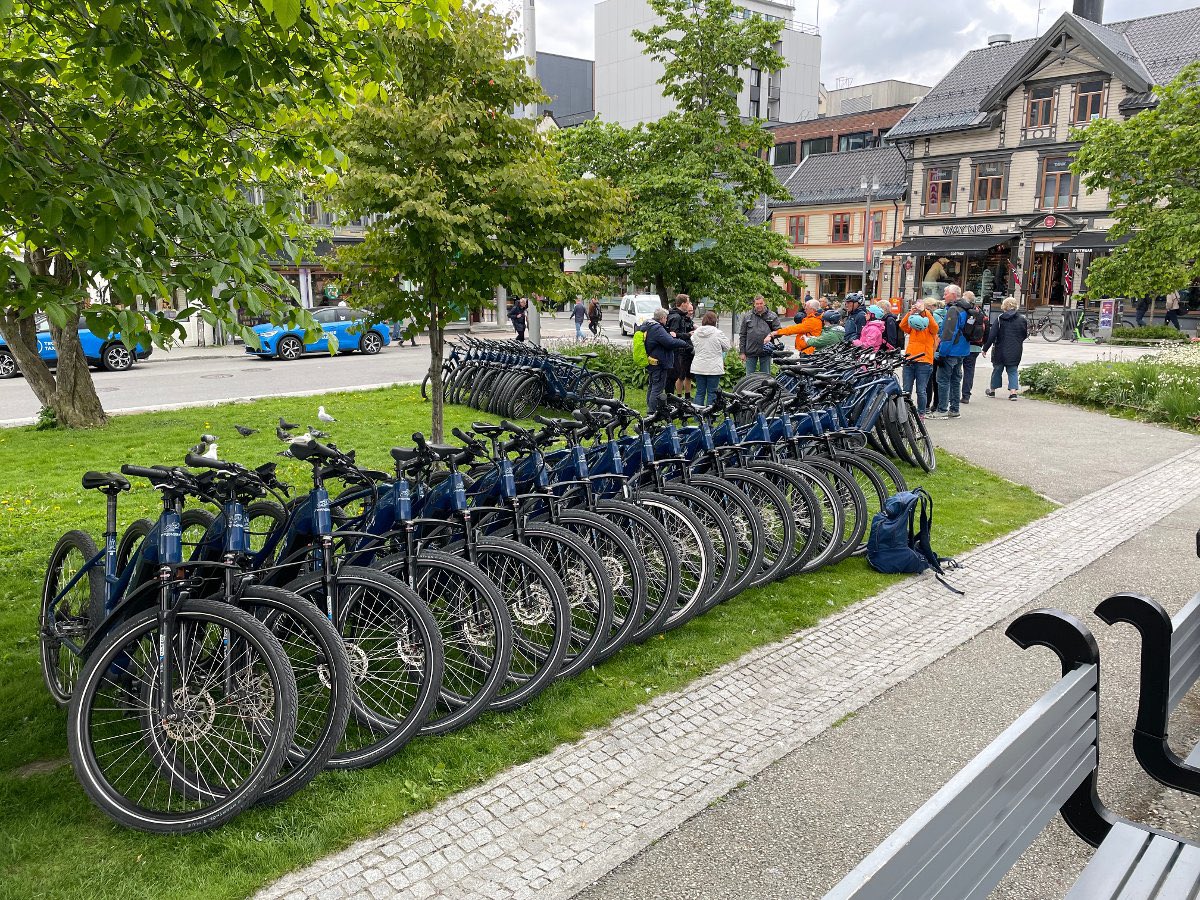 vestgaard's tweet image. German Cruise ship, Meinschiff 2, parks 50 bicycles for their guests in the church park in Tromsø, Northern Norway and causes local upset. 
It is also just across the street from what used to house the Gestapo during WW2.