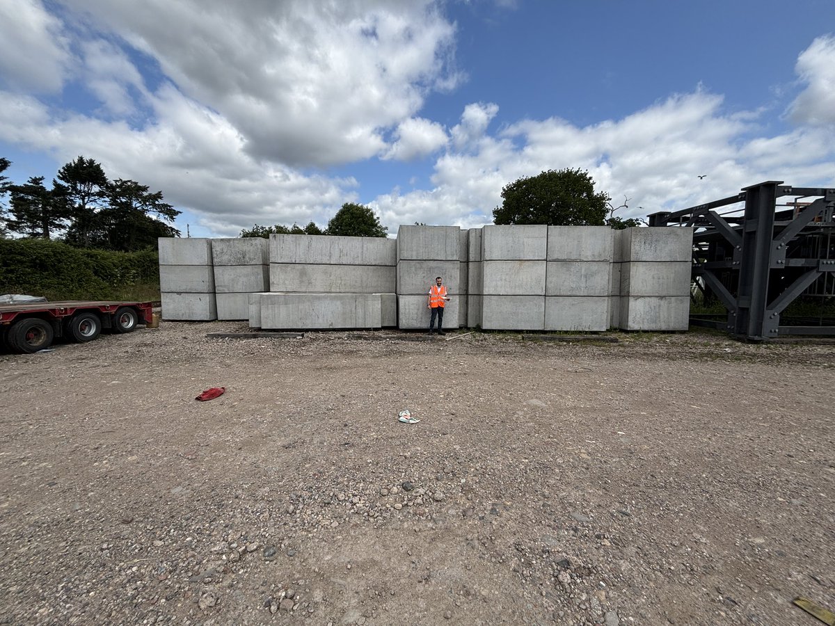 TestWeights's tweet image. 700 tonnes of weights in 25t slabs, just waiting to be hired.
#testweight
#weight