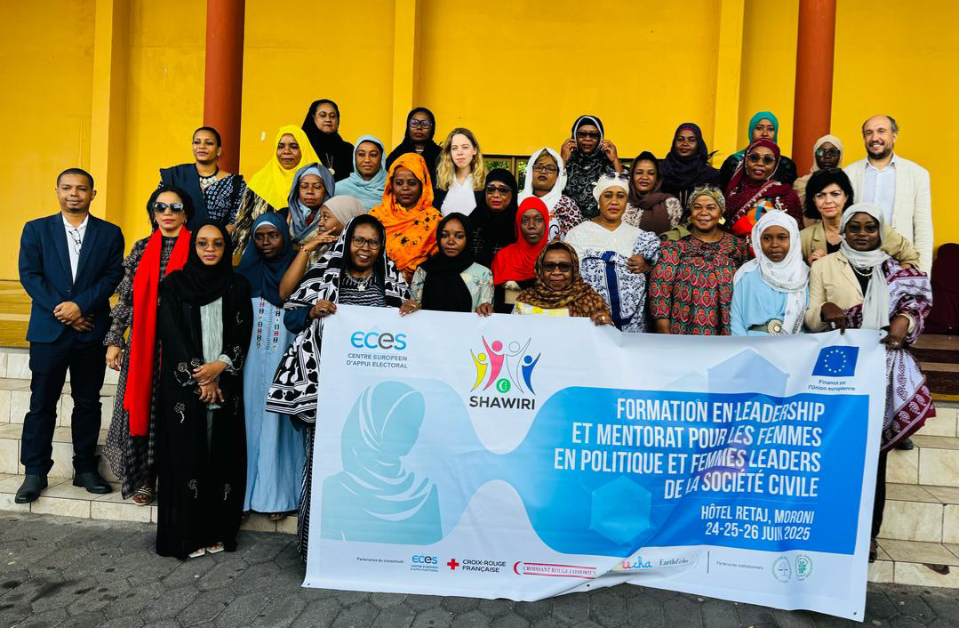 Femmes leaders :
Un panel de 25 femmes engagées dans un parcours inédit de leadership 

lagazettedescomores.com/soci%C3%A9t%C3…