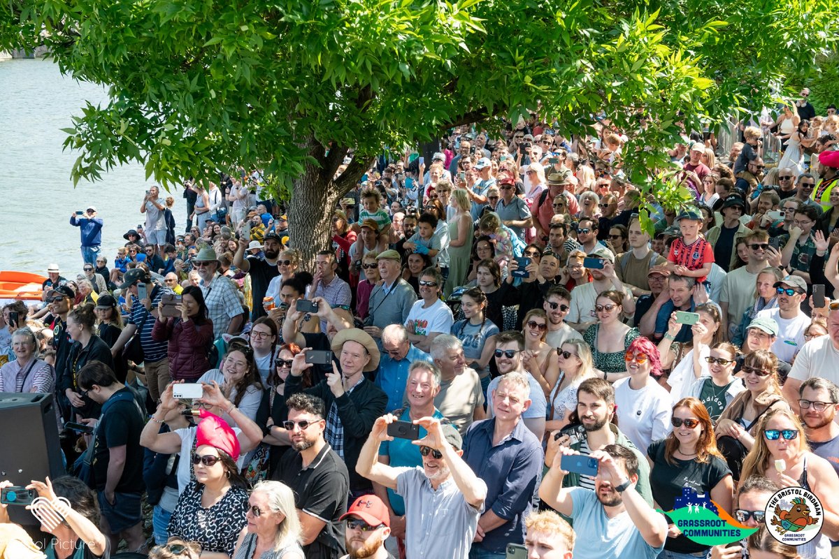 Grassroot_Comm's tweet image. 🌊 A HUGE thank you! 🌳
To everyone who cheered, volunteered, donated or just brought the vibes — you made Bristol’s first Birdman unforgettable!
The splash doesn’t stop here… 💚
👉 Support Grassroot Communities: grassrootcommunities.org/find-out-more-…
#BirdmanBristol #GrassrootsInAction